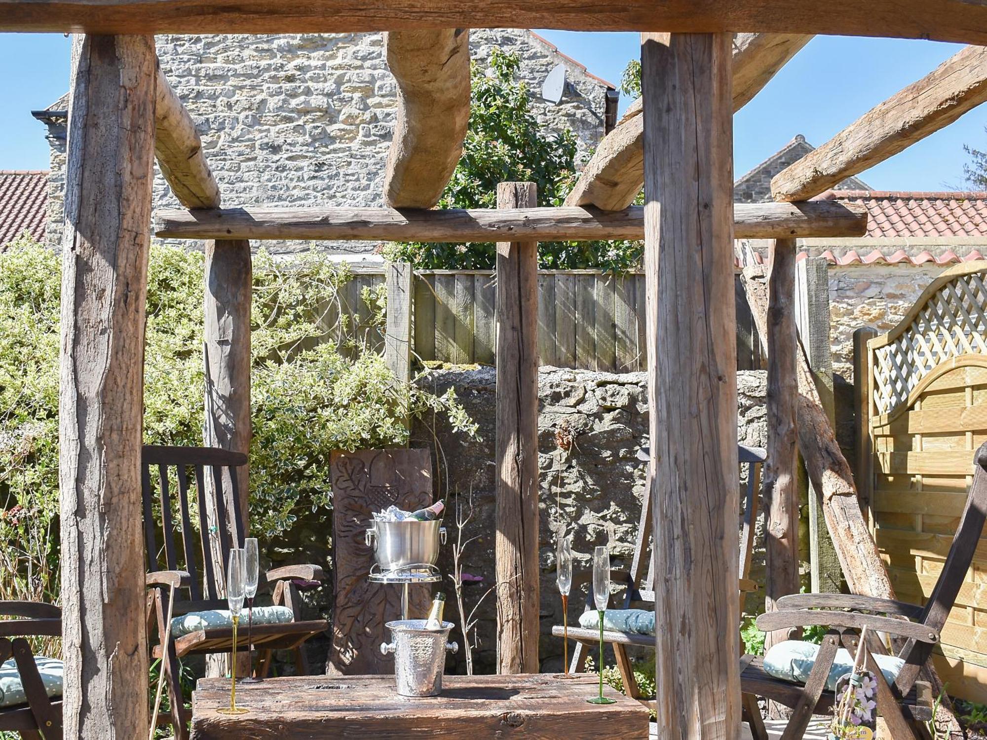 Borough Beck Cottage 赫尔姆斯利 外观 照片