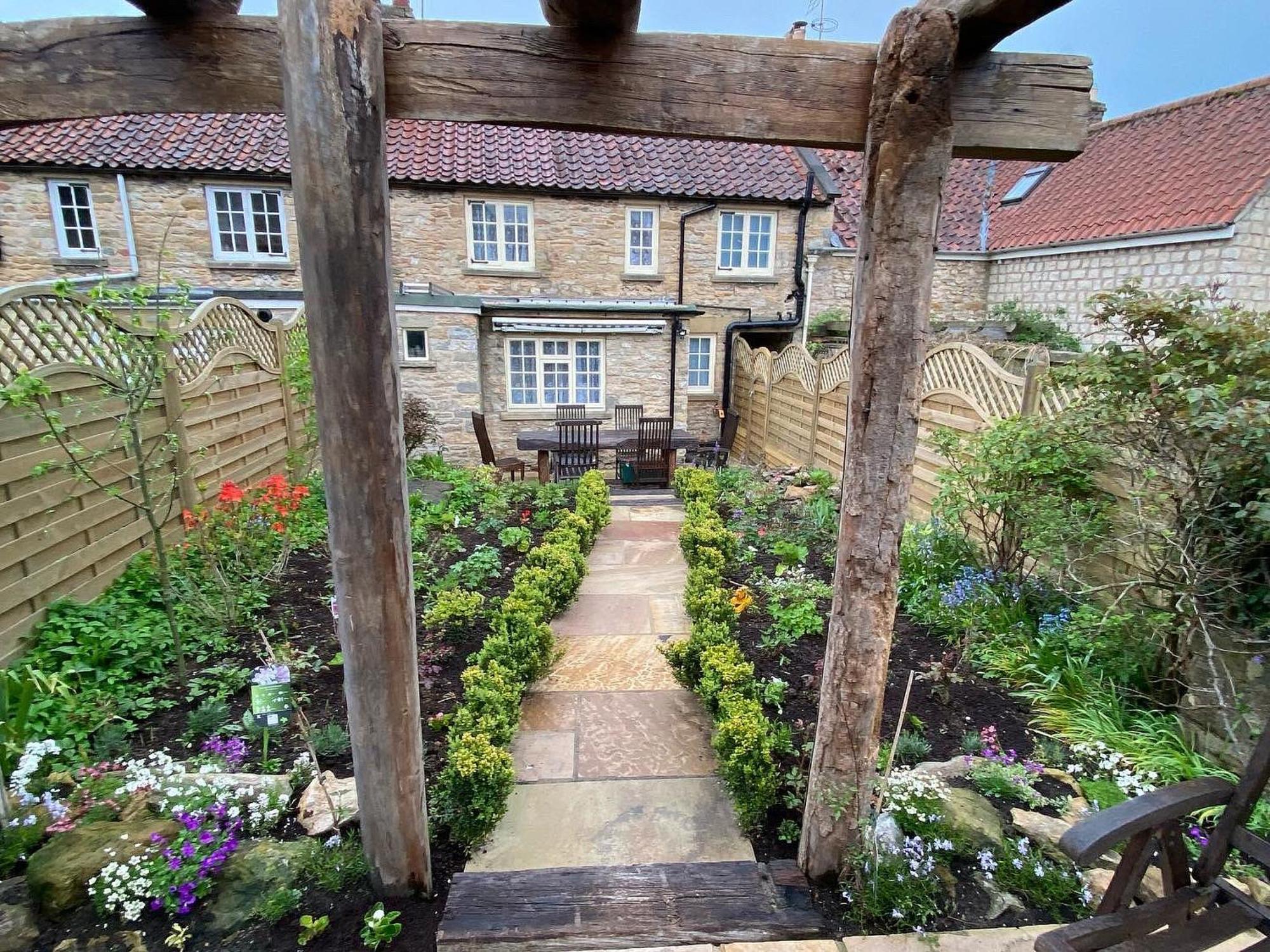 Borough Beck Cottage 赫尔姆斯利 外观 照片
